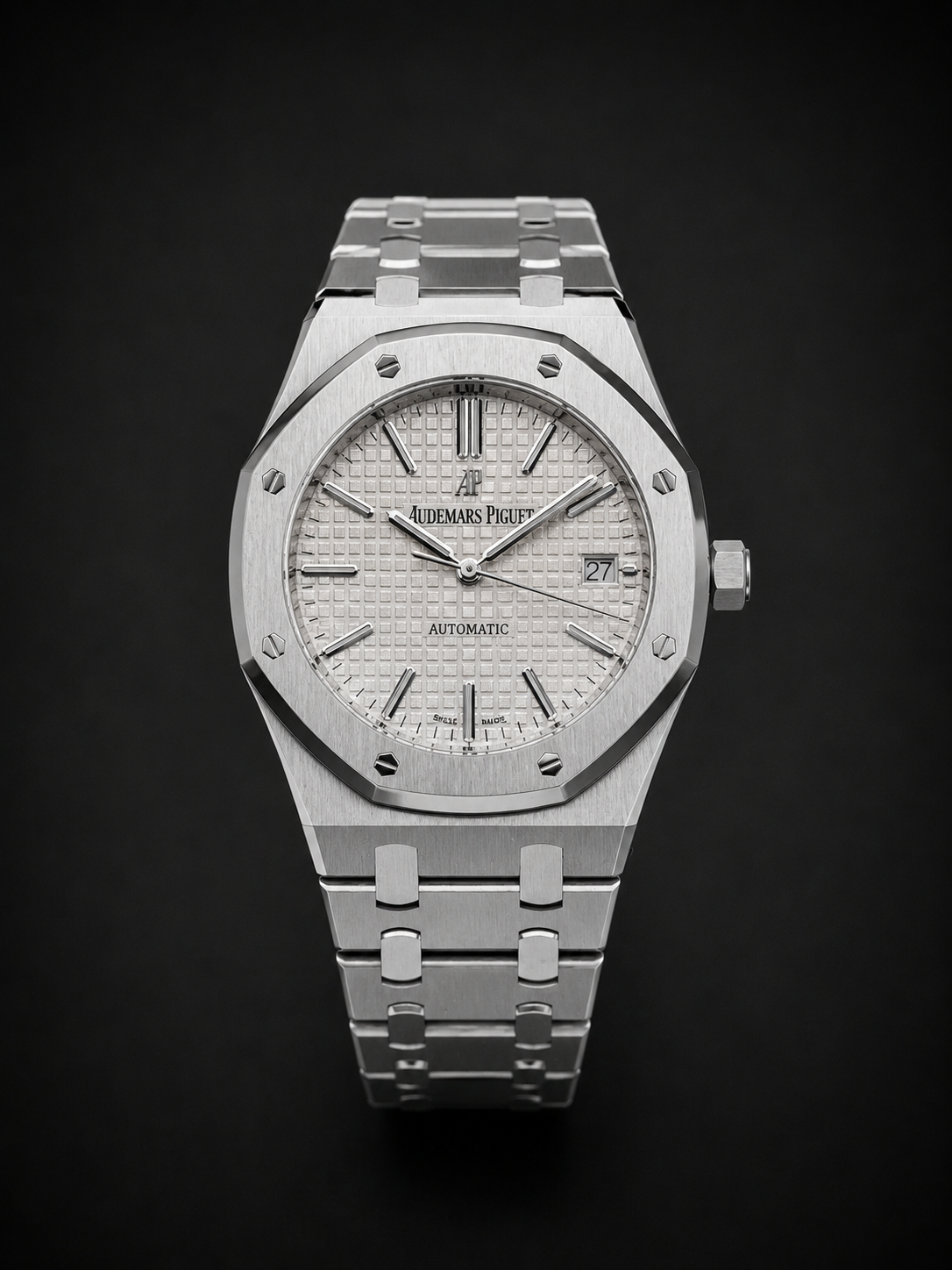 Luxury Audemars Piguet Royal Oak/ Silver and white